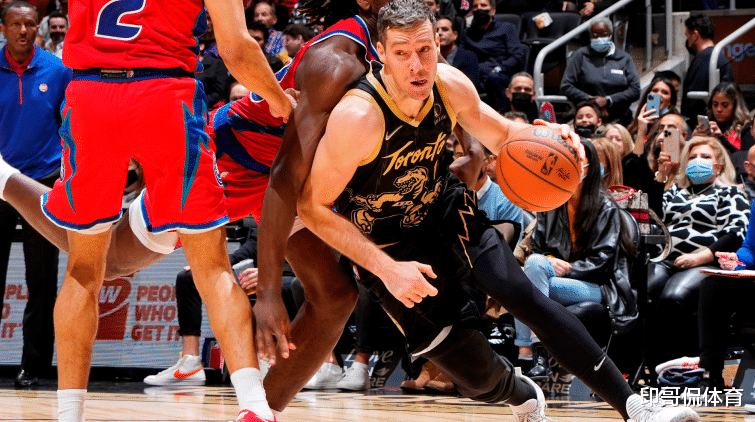 他全方位的 他全方位的