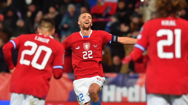 并在国际舞 并在国际舞