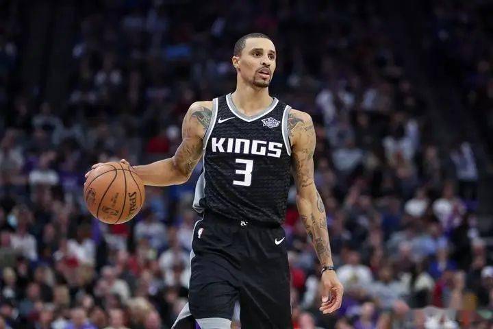 而此时此刻 而此时此刻