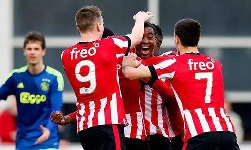 那一年他们 那一年他们