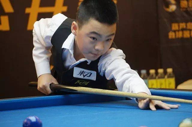 行了深入探 行了深入探