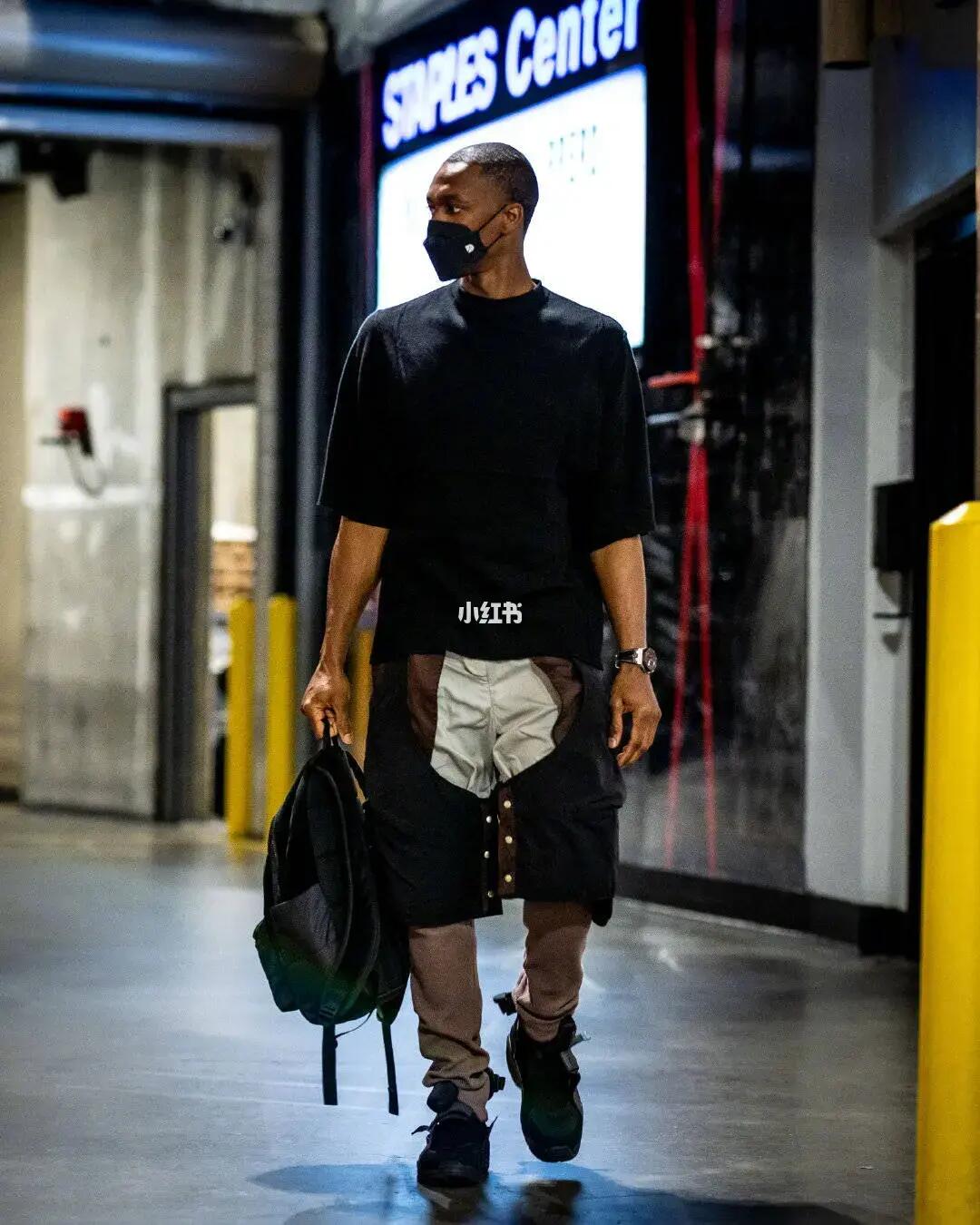 扭转比赛走 扭转比赛走